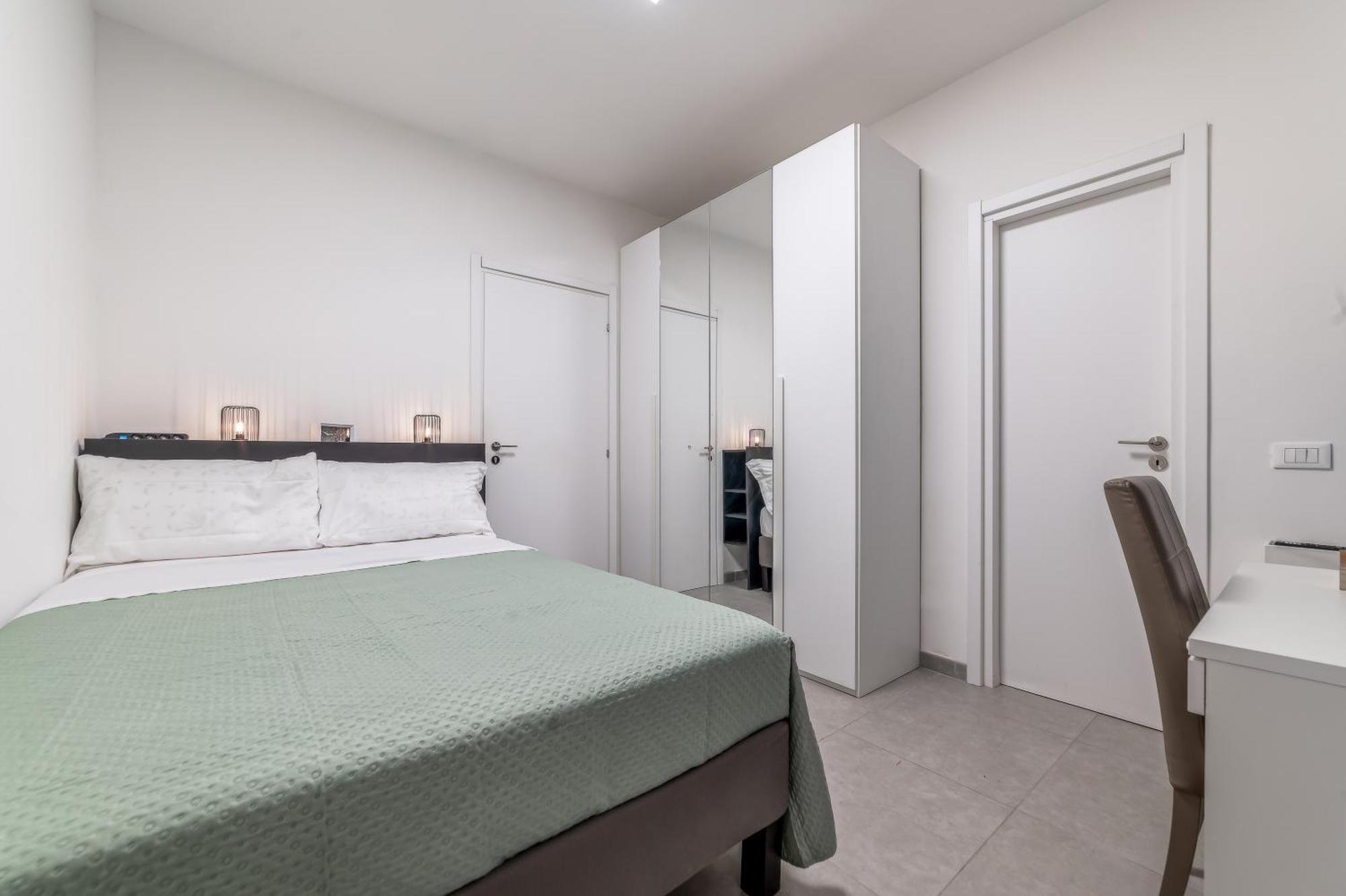 Cozy Enna Rooms - Metro Re Di Roma 외부 사진